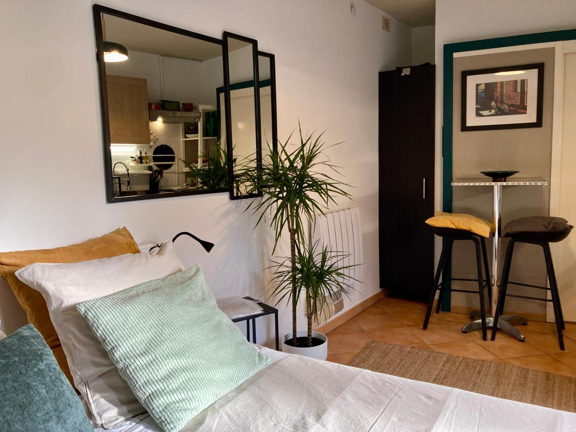 LE CITY Studio - Aux 4 Logis - Petit déjeuner inclus 1ère nuit Foix Extérieur photo